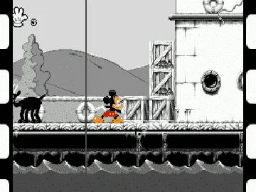 Mickey Mania - The Timeless Adventures of Mickey Mouse (Europe) screen shot game playing